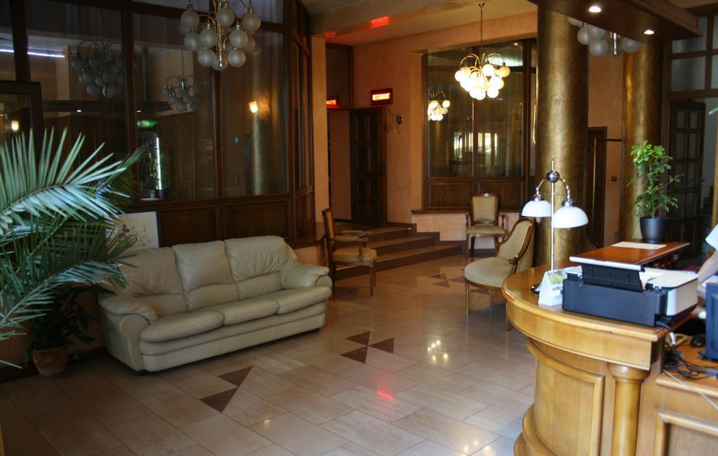 פלובדיב Hotel Nicol מראה חיצוני תמונה
