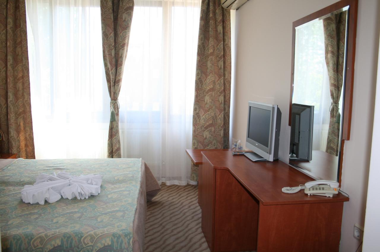 פלובדיב Hotel Nicol מראה חיצוני תמונה